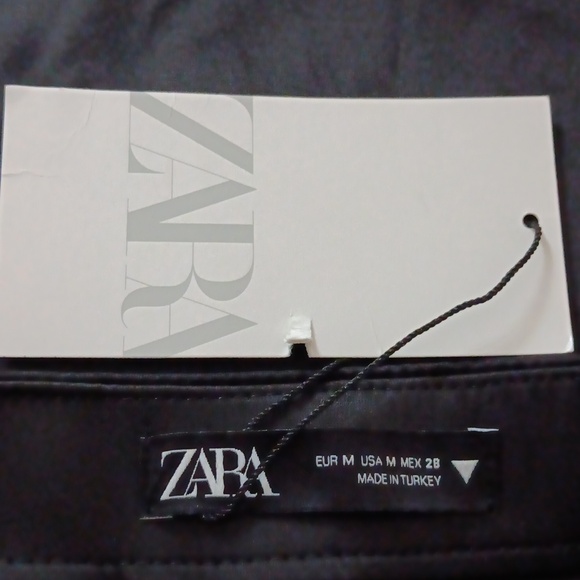 Zara black mini skirt NWT - Picture 2 of 3
